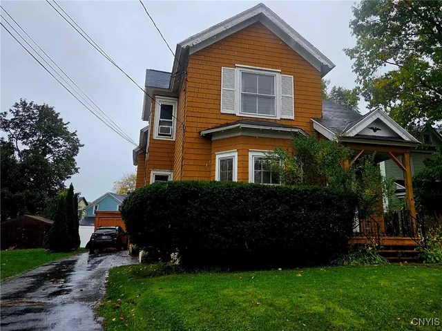 $164,999 | 98 Franklin Street, Auburn, NY 13021