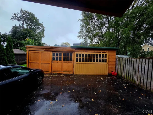 $164,999 | 98 Franklin Street, Auburn, NY 13021