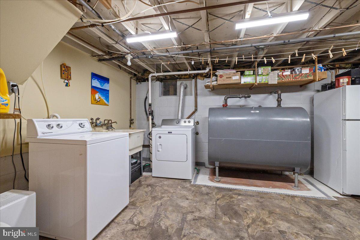 1627 Clearbrook Road Lansdale, PA 19446 - Photo 31 of 47 Lower Level 2 Laundry