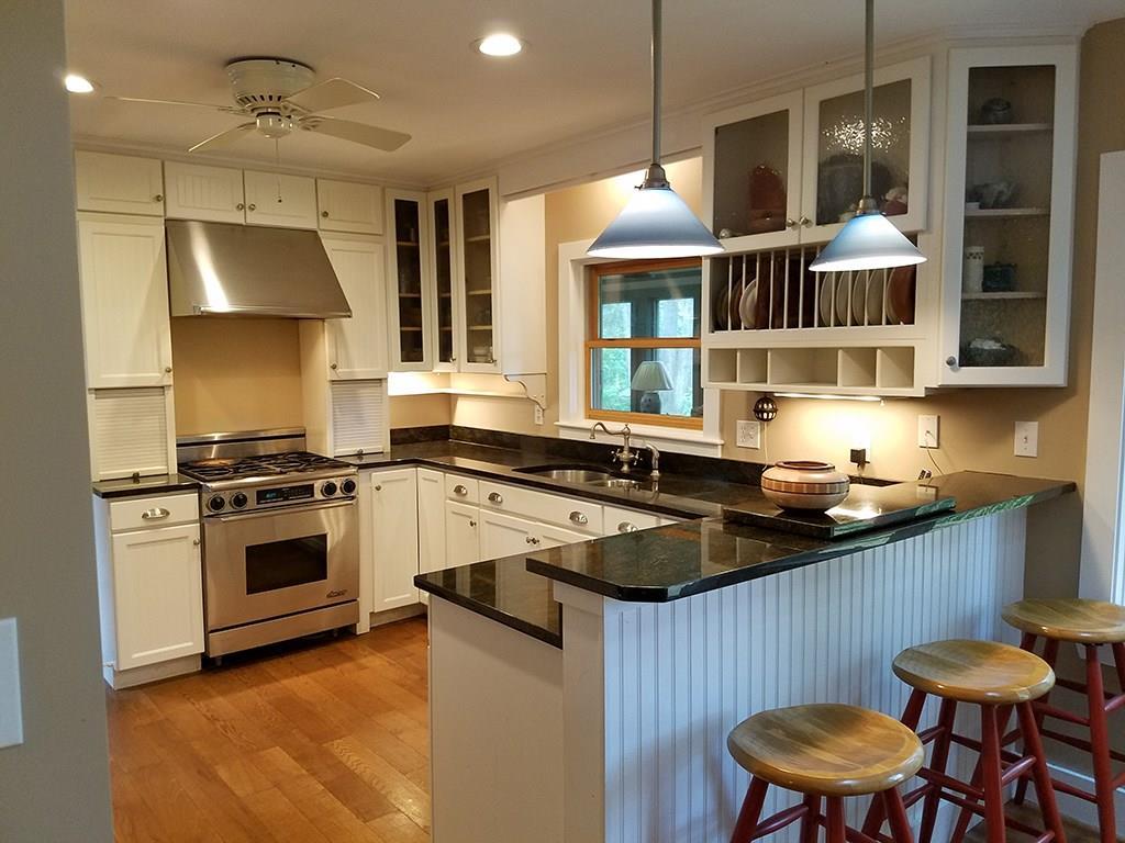 15 Paradise Road New Harbor, ME 04554 - Photo 10 of 23 Photo