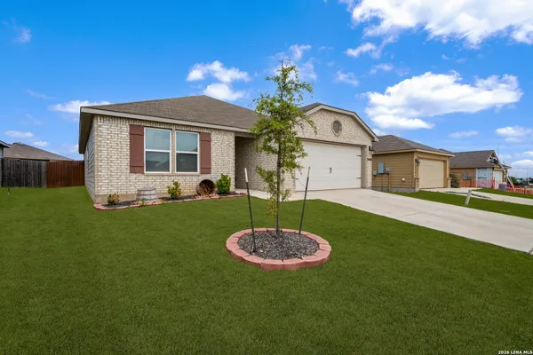 $1,495 | 3408 Canyon Ridge, Seguin, TX 78155