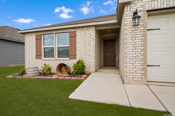 $1,495 | 3408 Canyon Ridge, Seguin, TX 78155