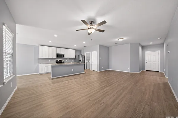 $1,495 | 3408 Canyon Ridge, Seguin, TX 78155