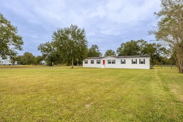 $194,700 | 171 Hunter Road, Ragley, LA 70657