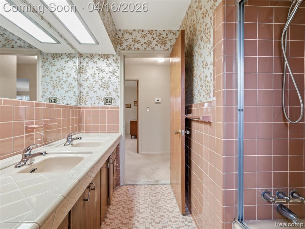 192 Booth Road Troy, MI 48085 - Photo 26 of 37