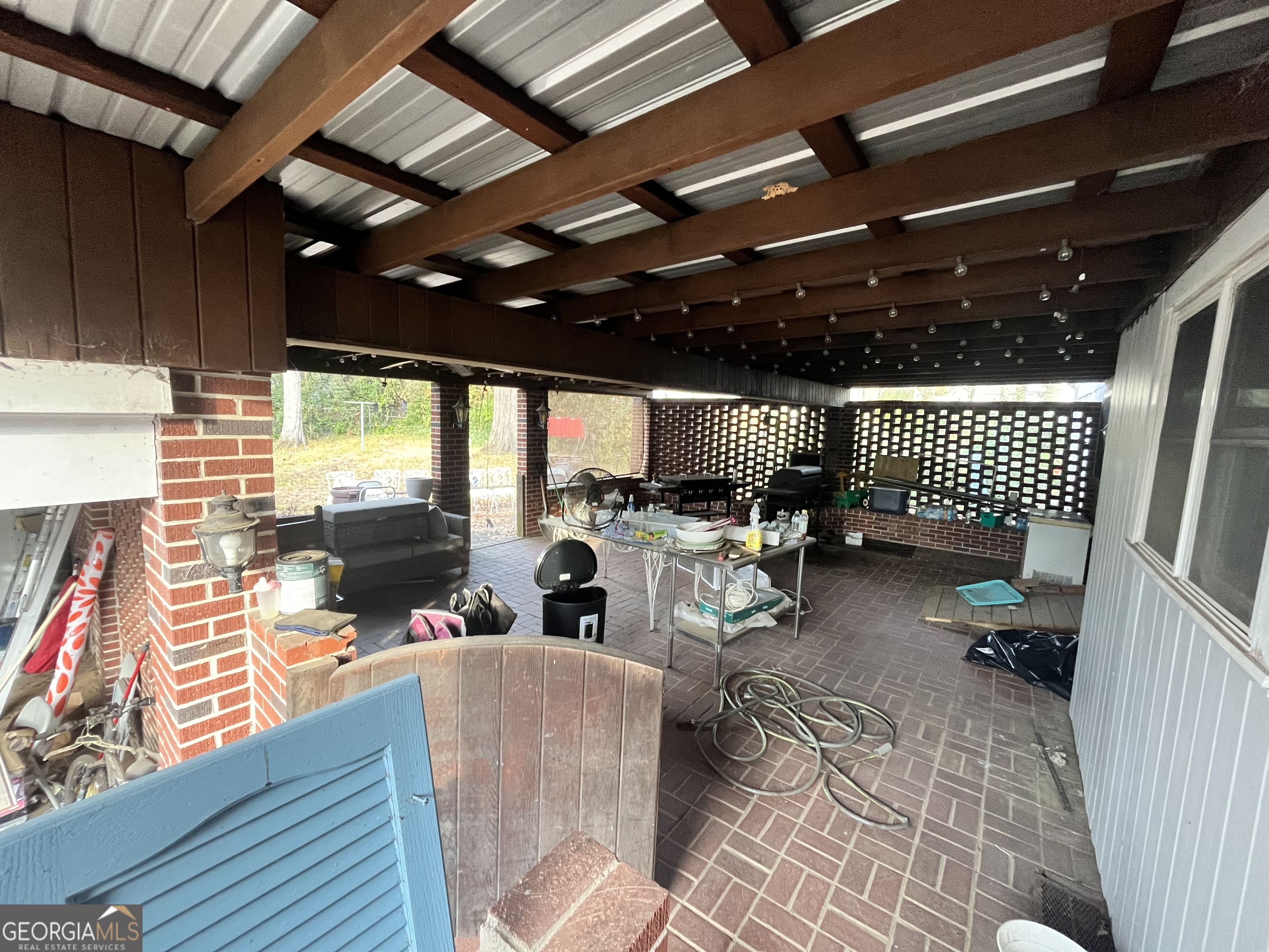 109 Schaefer Court Toccoa, GA 30577 - Photo 24 of 28 a outdoor space with lots of tables and chairs