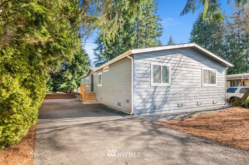 20717 34th Drive Southeast Bothell, WA 98012 - Photo 2 of 27 Gallery Image 2