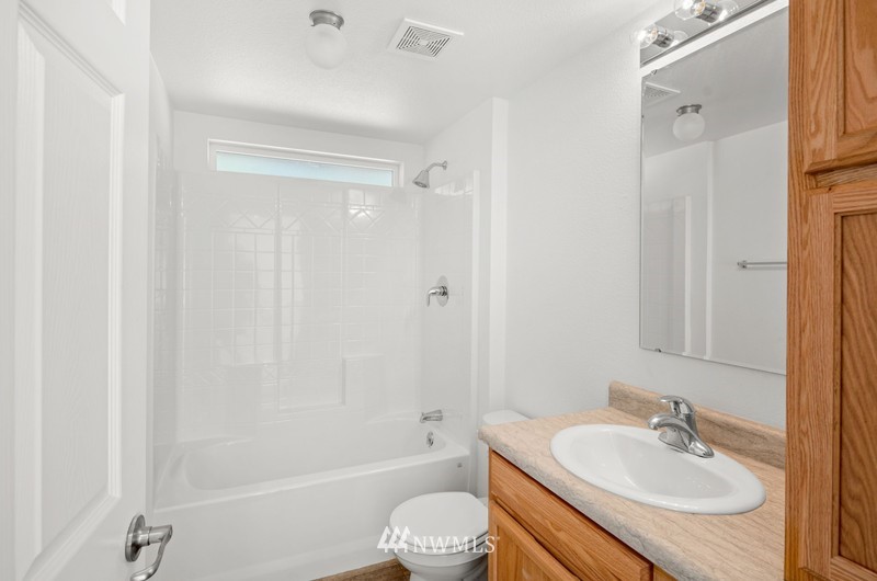 20717 34th Drive Southeast Bothell, WA 98012 - Photo 19 of 27 Gallery Image 19