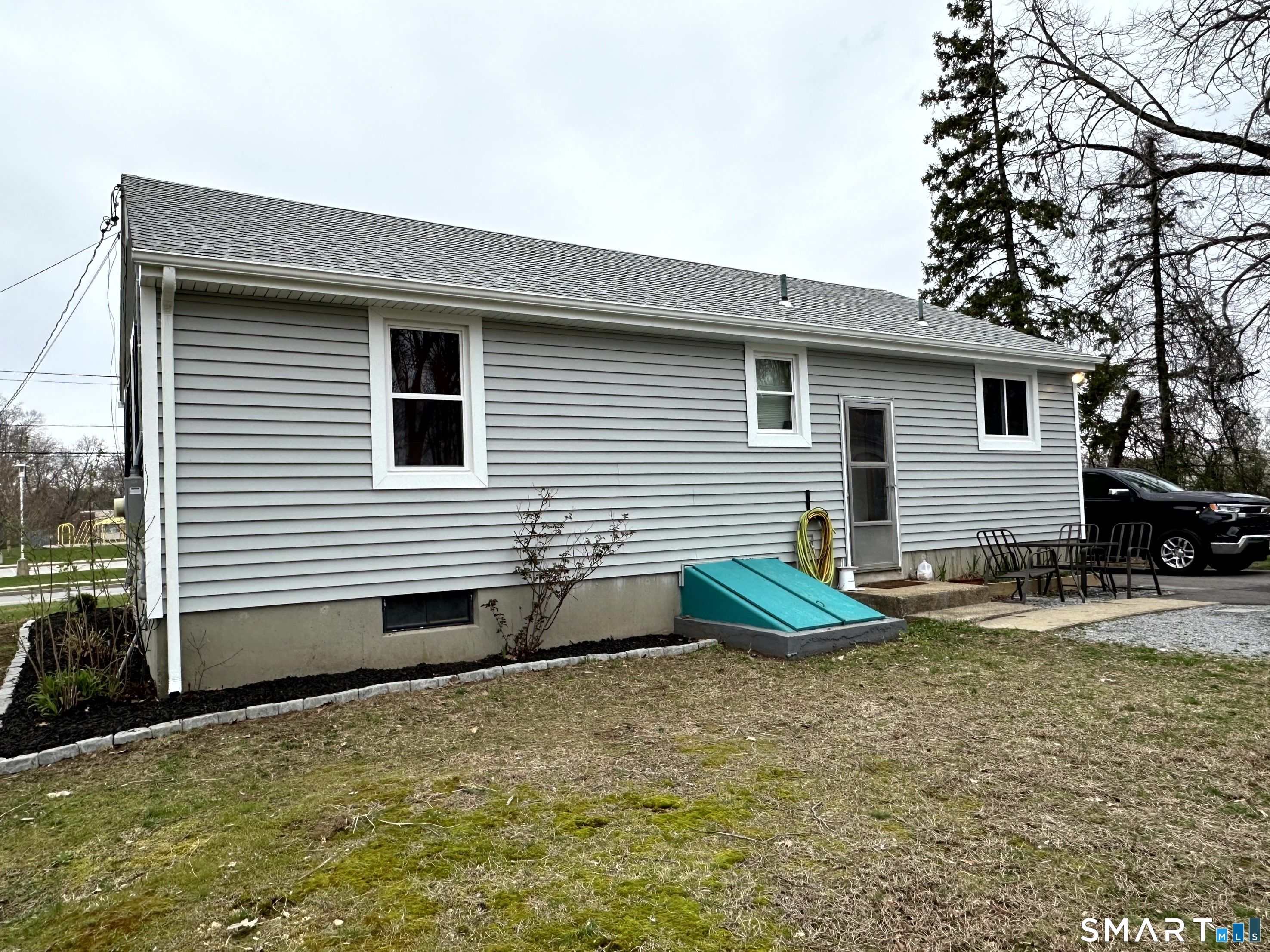 320 Halls Hill Road Colchester, CT 06415 - Photo 6 of 18