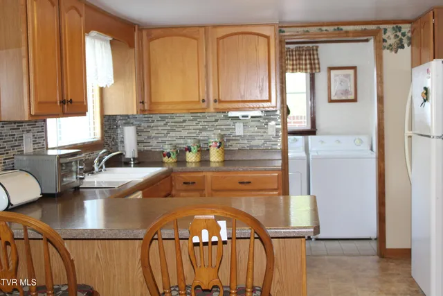 $164,900 | 791 Kentucky Street, Pennington Gap, VA 24277