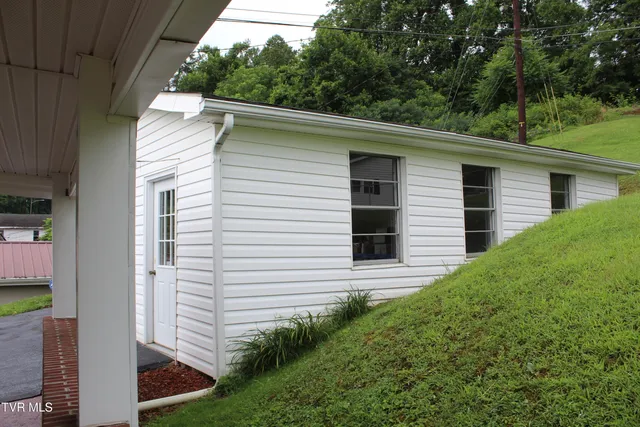 $164,900 | 791 Kentucky Street, Pennington Gap, VA 24277