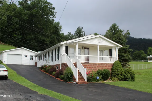 $164,900 | 791 Kentucky Street, Pennington Gap, VA 24277