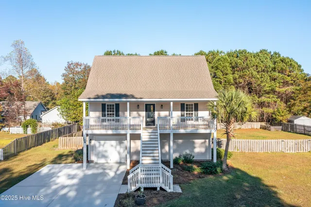 $499,999 | 106 Dolphin Drive, Hampstead, NC 28443