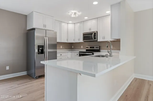 $499,999 | 106 Dolphin Drive, Hampstead, NC 28443