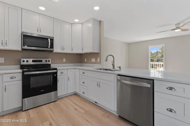 $499,999 | 106 Dolphin Drive, Hampstead, NC 28443