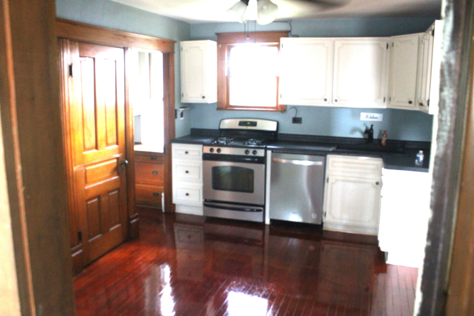 1322 Benton Street Crete, IL 60417 - Photo 12 of 36 Gallery Image 12