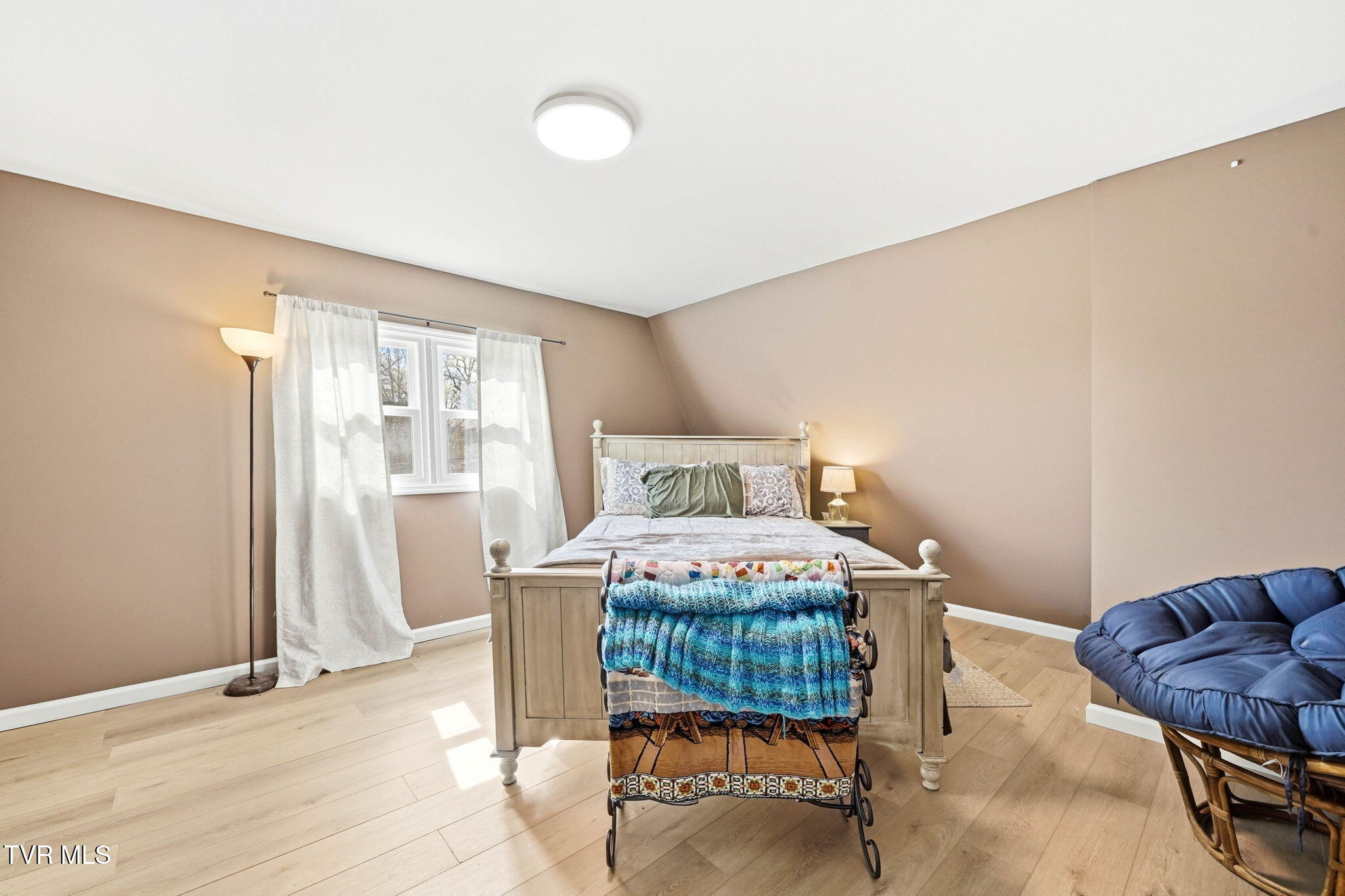 435 Oak Grove Road Gray, TN 37615 - Photo 23 of 35 18-web-or-mls-435 Oak Grove Rd-18