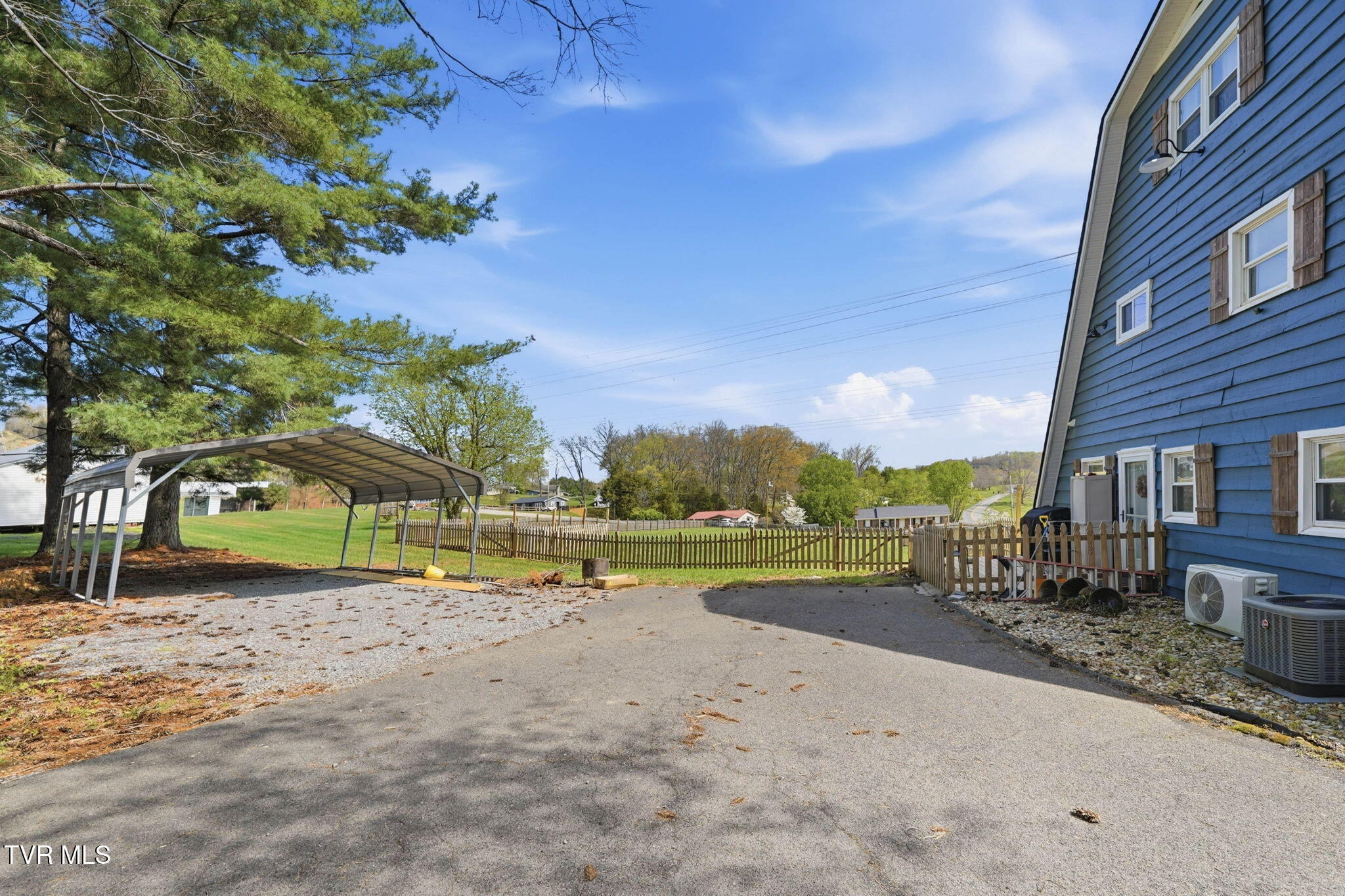 435 Oak Grove Road Gray, TN 37615 - Photo 30 of 35 30-web-or-mls-435 Oak Grove Rd-30