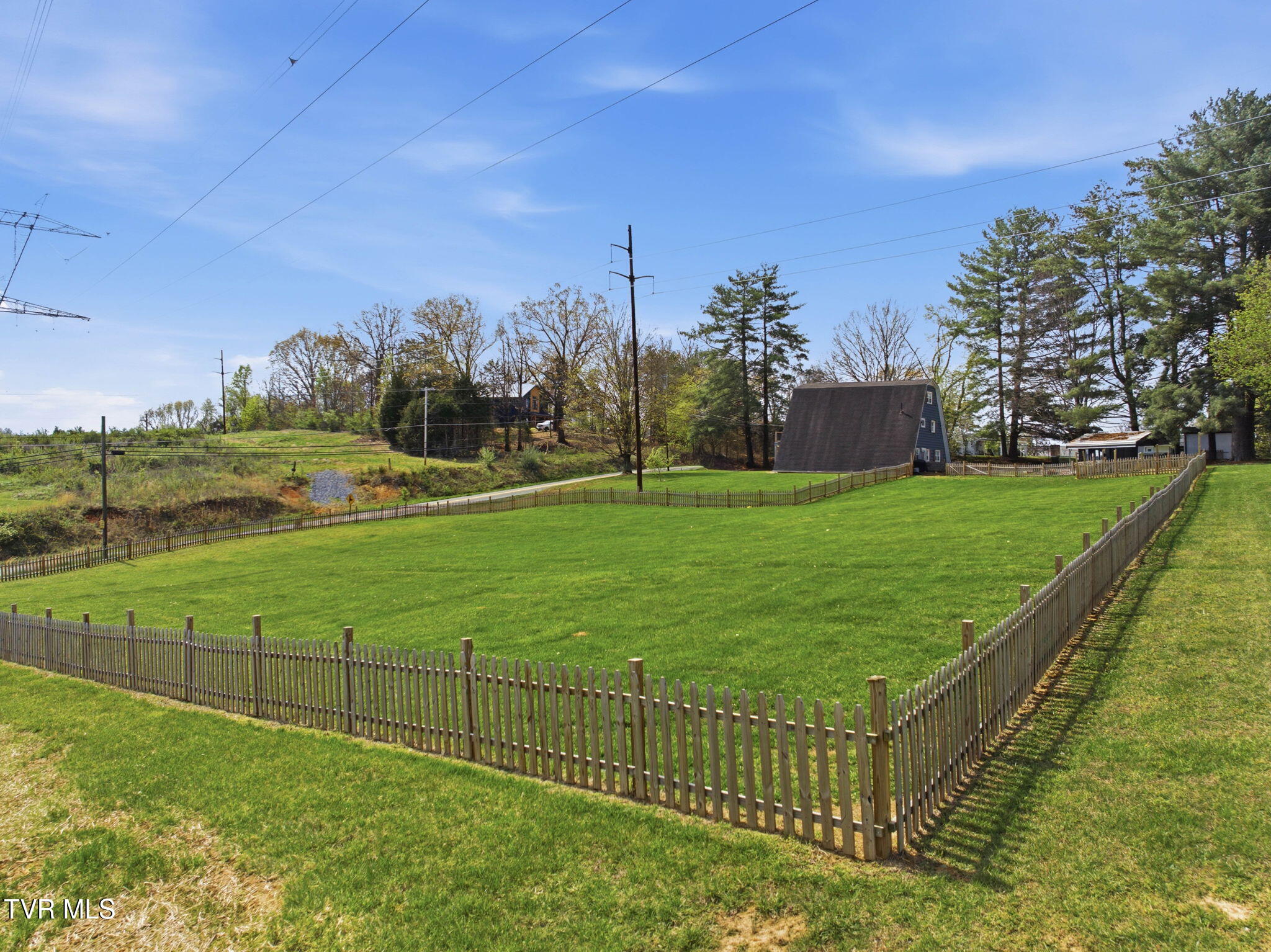 435 Oak Grove Road Gray, TN 37615 - Photo 35 of 35 35-web-or-mls-435 Oak Grove Rd-35