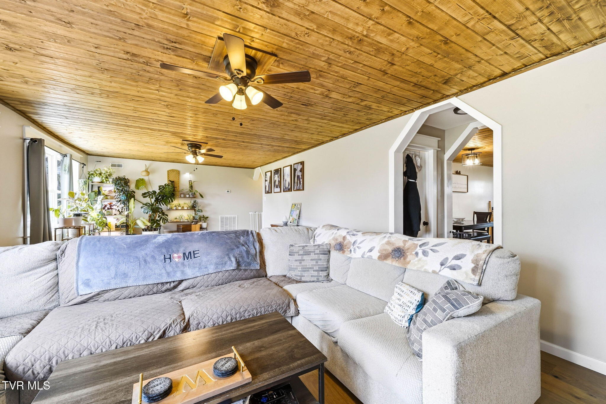 435 Oak Grove Road Gray, TN 37615 - Photo 7 of 35 7-web-or-mls-435 Oak Grove Rd-7