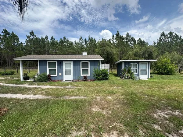 $1,200 | 9202 County Road 44, Leesburg, FL 34788