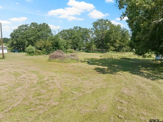 $249,900 | 9280 Northeast County Road 2100, Talco, TX 75487