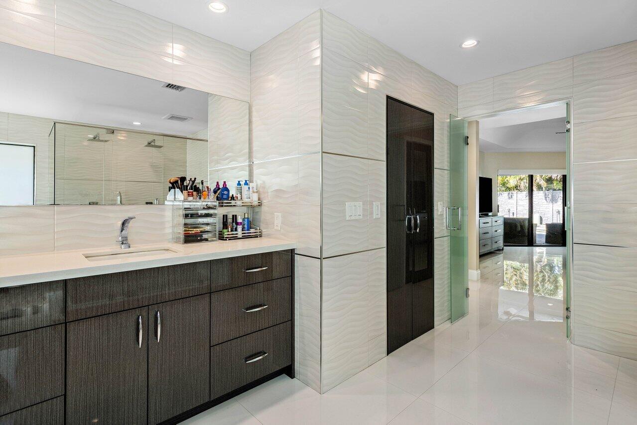 10791 Avenida Santa Ana Boca Raton, FL 33498 - Photo 16 of 30 021-10791AvenidaSantaAna-BocaRaton-FL-33