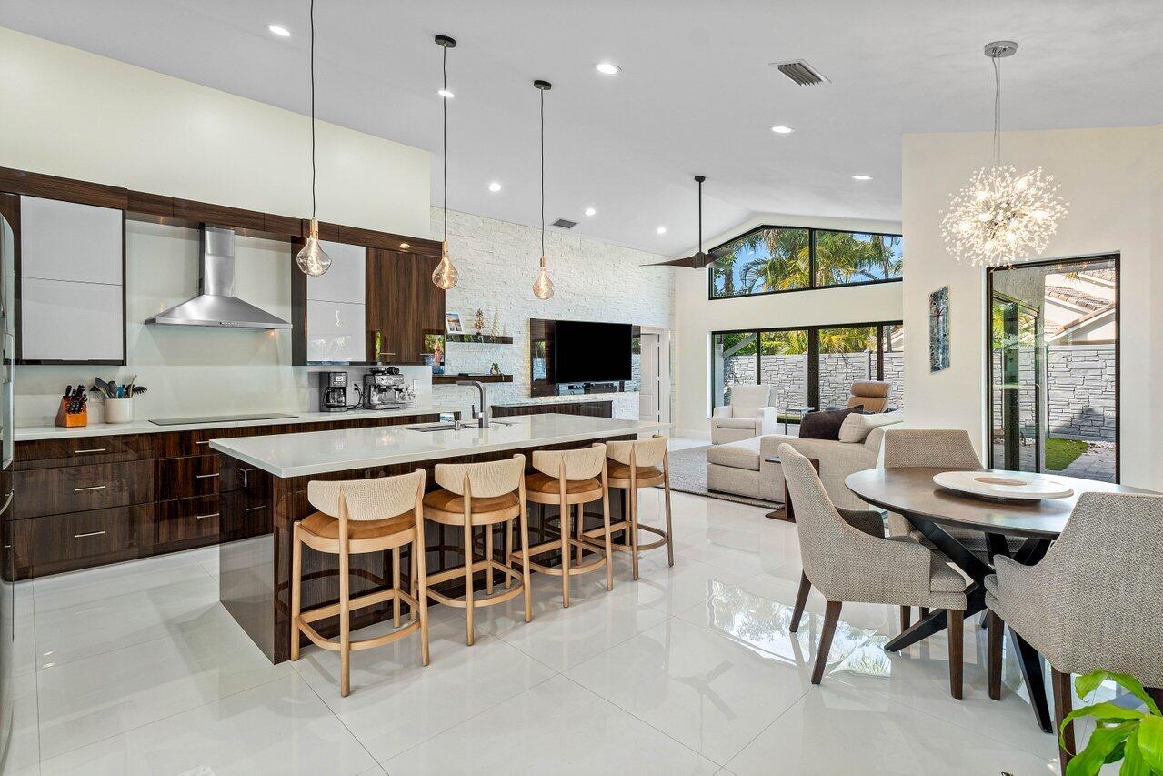 10791 Avenida Santa Ana Boca Raton, FL 33498 - Photo 9 of 30 010-10791AvenidaSantaAna-BocaRaton-FL-33