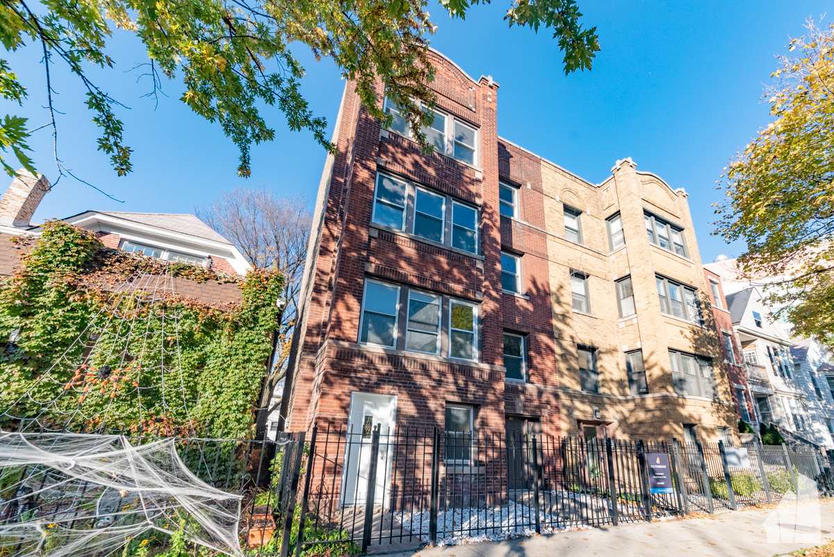 1122 West Addison Street, Unit GRD Chicago, IL 60613 - Photo 1 of 13