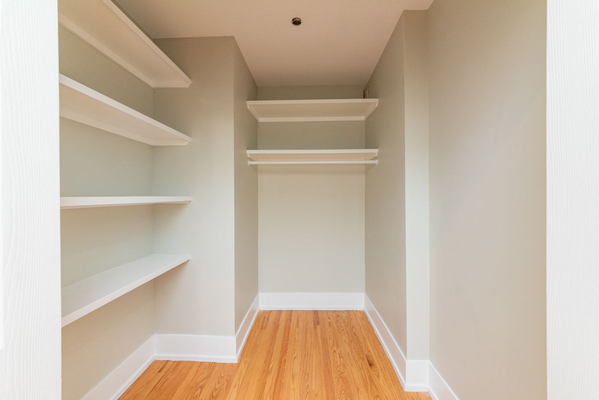 1122 West Addison Street, Unit GRD Chicago, IL 60613 - Photo 5 of 13