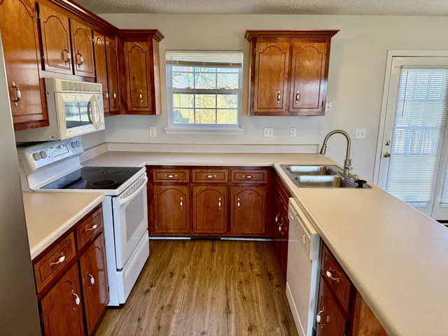 $1,680 | 4077 Challis Drive, Clarksville, TN 37040