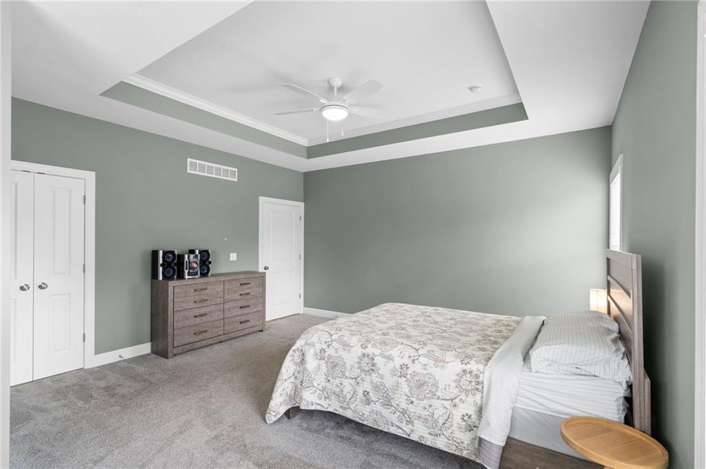 7703 Green Street Lenexa, KS 66227 - Photo 19 of 39
