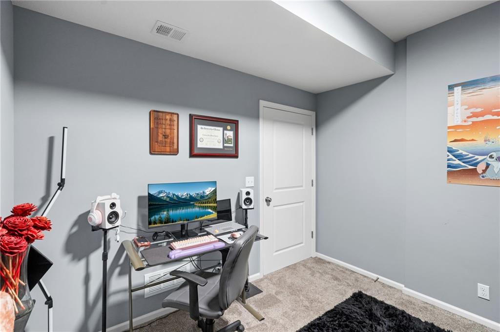7703 Green Street Lenexa, KS 66227 - Photo 28 of 39