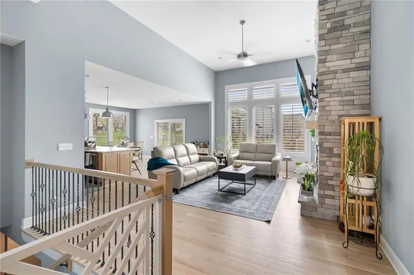 $640,000 | 7703 Green Street, Lenexa, KS 66227