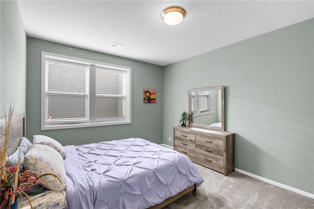 7703 Green Street Lenexa, KS 66227 - Photo 31 of 39