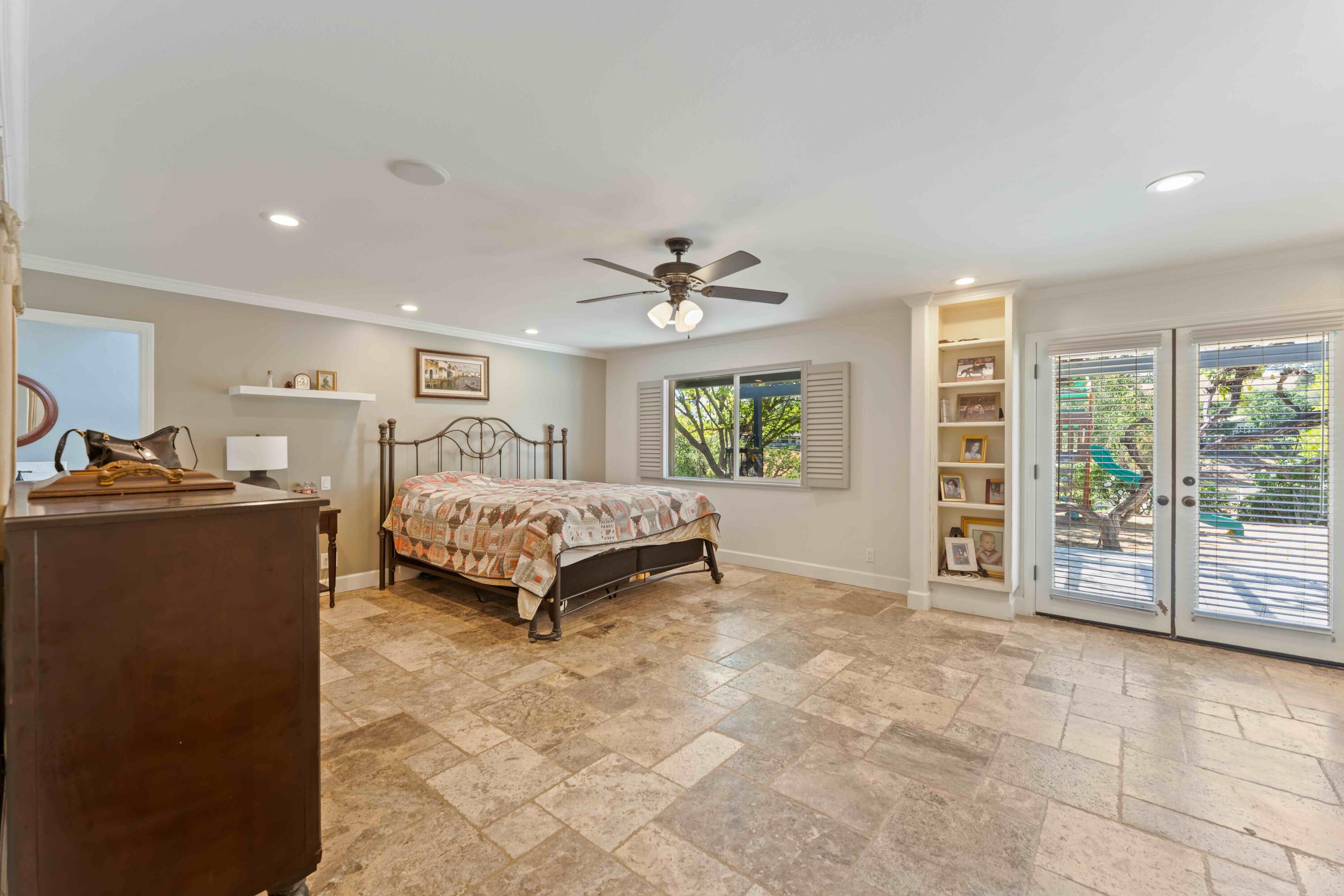2667 Quail Valley Road Solvang, CA 93463 - Photo 37 of 62 Primary bedroom - 2667 QVR