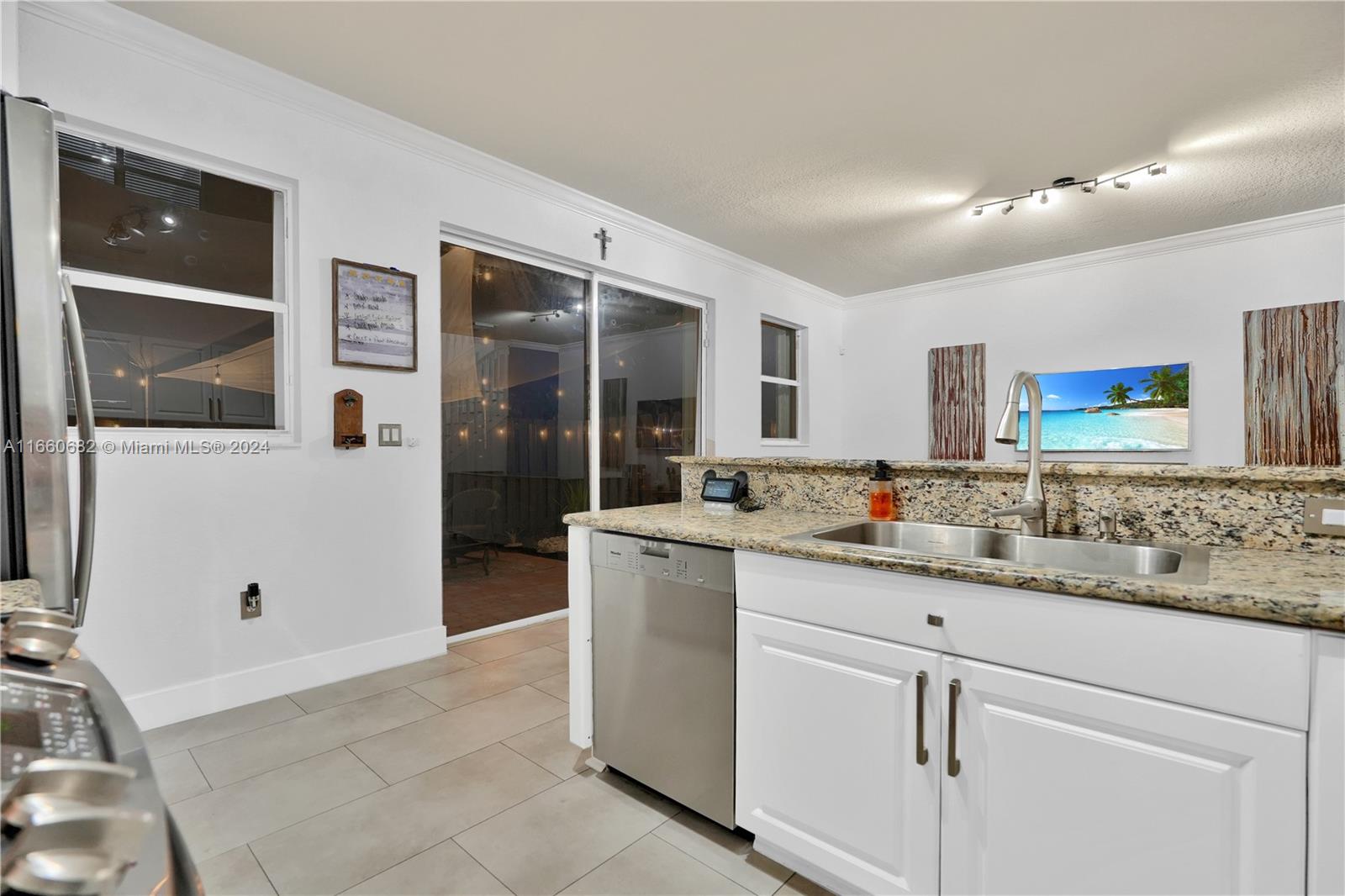 12922 Southwest 135th Street Miami, FL 33186 - Photo 20 of 62
