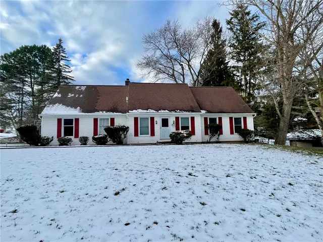$2,900 | 107 Blackwatch Trail, Perinton, NY 14450