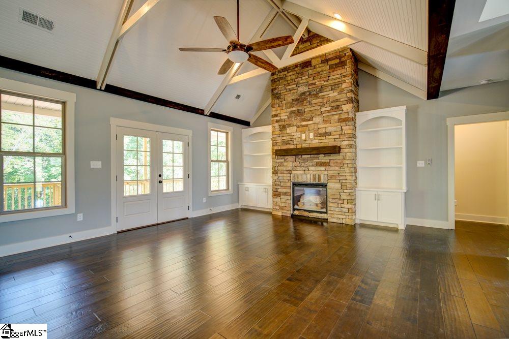 110 Quitman Point Chesnee, SC 29323 - Photo 9 of 32 Gallery Image 9