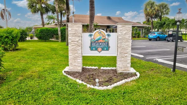 $295,000 | 540 High Point Drive, Unit A, Delray Beach, FL 33445