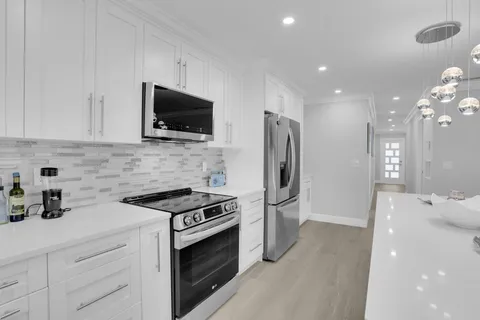 $295,000 | 540 High Point Drive, Unit A, Delray Beach, FL 33445