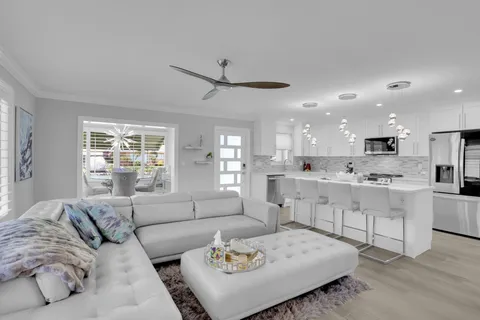 $295,000 | 540 High Point Drive, Unit A, Delray Beach, FL 33445
