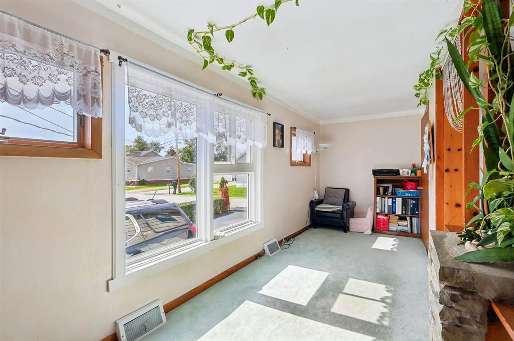 107 Hillview Road Clairton, PA 15025 - Photo 10 of 29 Gallery Image 10