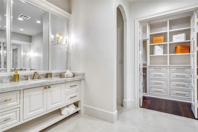 $995,000 | 3309 Legacy Court, Bryan, TX 77802