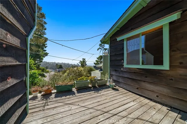 $1,175,000 | 523 Derby Lane, Cambria, CA 93428