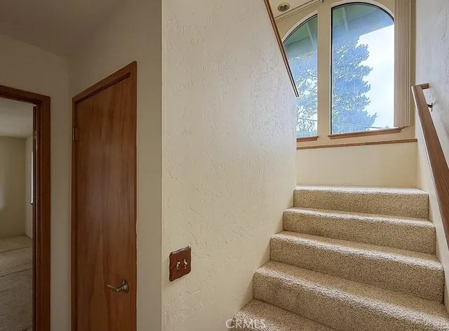 $1,175,000 | 523 Derby Lane, Cambria, CA 93428