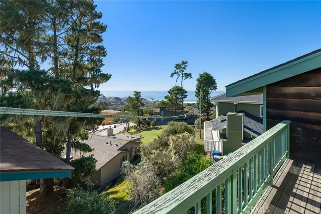 $1,175,000 | 523 Derby Lane, Cambria, CA 93428