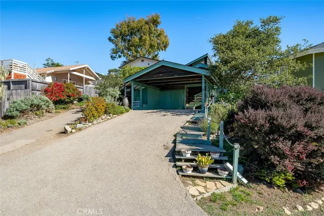 $1,175,000 | 523 Derby Lane, Cambria, CA 93428