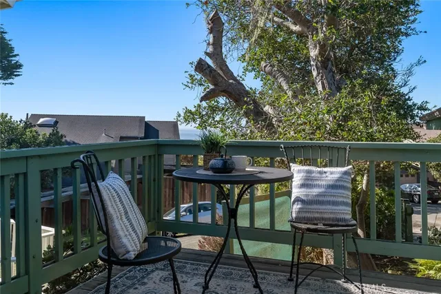 $1,175,000 | 523 Derby Lane, Cambria, CA 93428