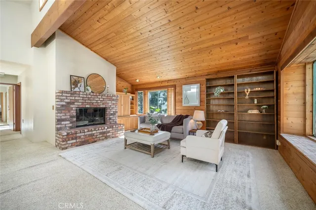 $1,175,000 | 523 Derby Lane, Cambria, CA 93428